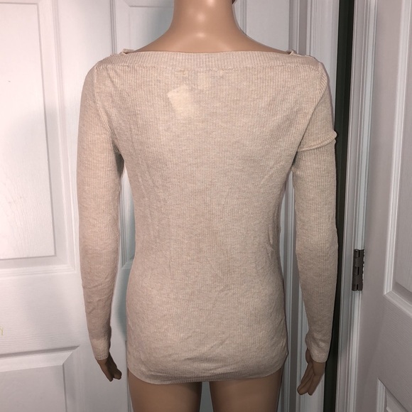 Banana Republic Tan Wool Sweater. XS - Picture 4 of 6